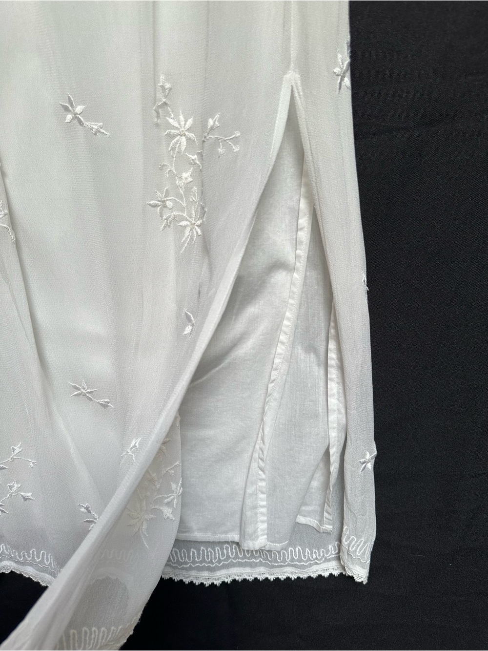 Amanda Smith Cream Maxi Skirt with Subtle Floral Embroidery - Picture 5 of 10